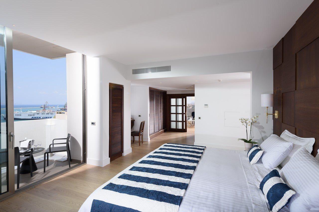 Aquila Atlantis Hotel Kandiye Dış mekan fotoğraf A room at the hotel