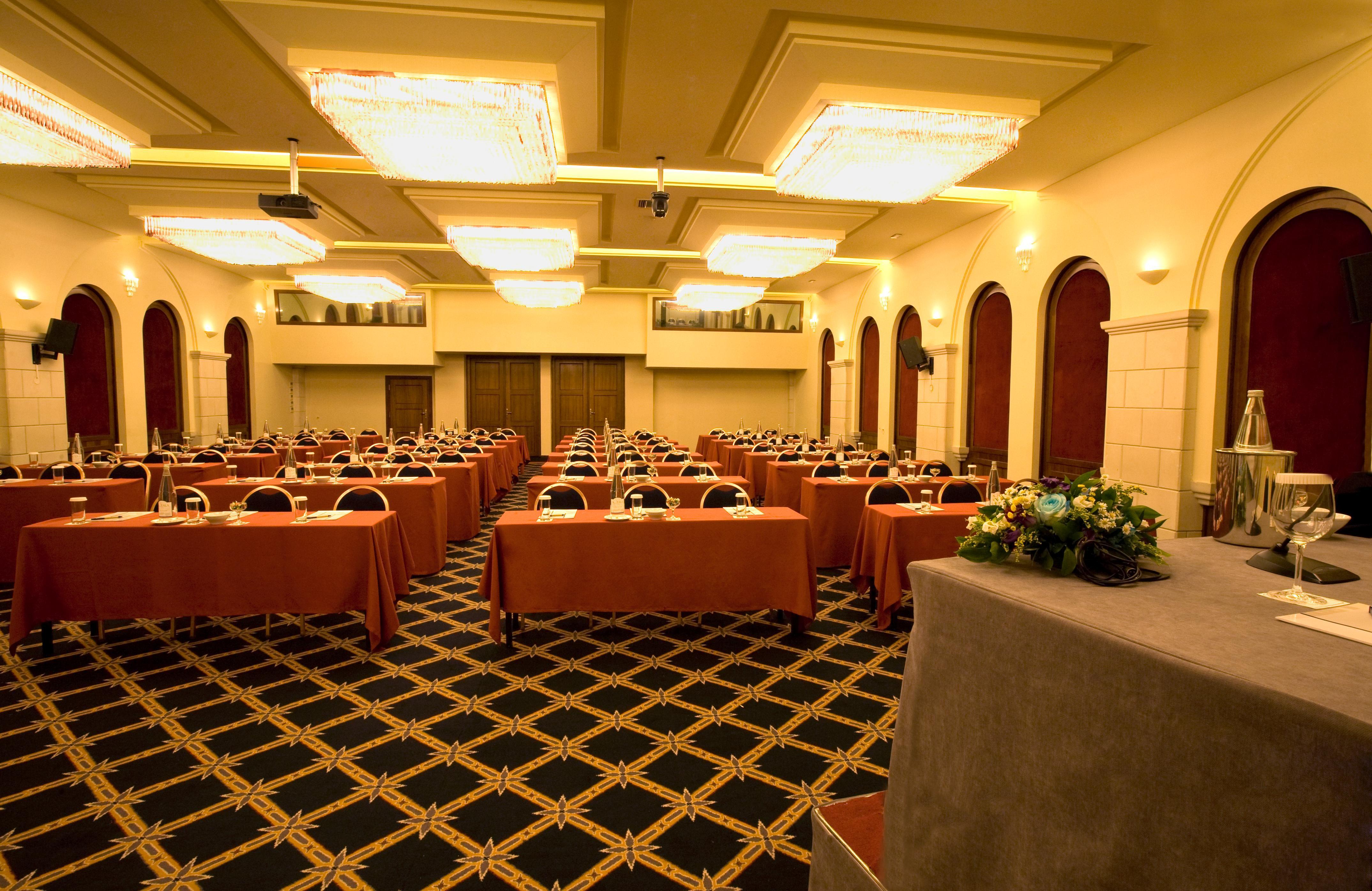 Aquila Atlantis Hotel Kandiye Dış mekan fotoğraf The ballroom