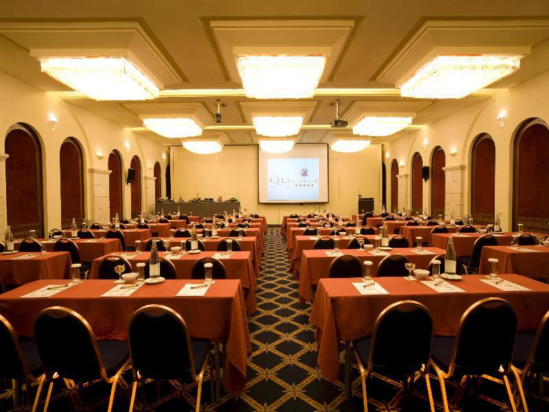 Aquila Atlantis Hotel Kandiye Dış mekan fotoğraf The ballroom